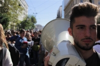 Ενταση και μολότοφ στο μαθητικό συλλαλητήριο στην Αθήνα