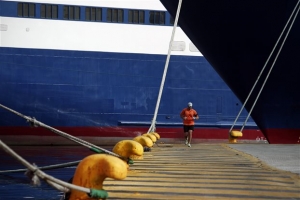 Η ΠΝΟ προειδοποιεί για «θερμό ραντεβού» με την κυβέρνηση