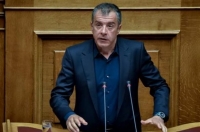 Θεοδωράκης: Να δοθεί στο ΕΣΡ η αρμοδιότητα για τις τηλεοπτικές άδειες