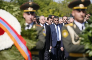 Η Αρμένιοι τιμούν τη μνήμη των θυμάτων της γενοκτονίας του 1915