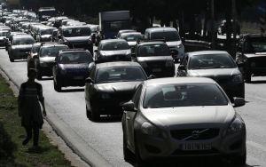 Θεσσαλονικείς – Δεν τους σταματά κανείς στο δρόμο προς Χαλκιδική! – Το πρώτο μποτιλιάρισμα