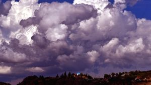 Καταιγίδες και πτώση θερμοκρασίας στη Μακεδονία και Θράκη
