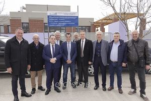 Ο υπουργός Μετανάστευσης Θ. Πλεύρης στη Δομή Φιλοξενίας Πολυκάστρου και στο 4ο Νηπιαγωγείο