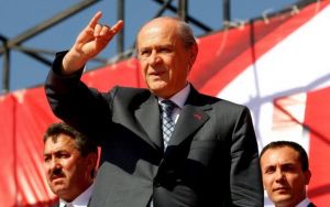 Παραληρεί ο Μπαχτσελί: Θέτει ζήτημα για την κυριαρχία των Δωδεκανήσων