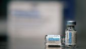 Johnson &amp; Johnson: Η εταιρεία έχει 21 εκατομμύρια δόσεις αχρησιμοποίητες οι οποίες είναι κοντα στην λήξη τους