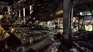 Σφοδρός Ρωσικός Βομβαρδισμός: Τρεις Γυναίκες Χάνουν τη Ζωή τους στο Ντονέτσκ, 58 οι Νεκροί στην Πολτάβα