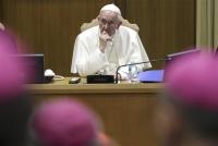 Καρδινάλιοι κατά Πάπα λόγω της φιλελεύθερης στάσης του