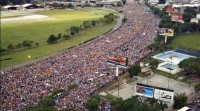 Βενεζουέλα: Κίνδυνος εμφυλίου - Χιλιάδες πολίτες διαδηλώνουν κατά του Μαδούρο