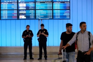 Σε ισχύ το διάταγμα Τραμπ για τη (μη) είσοδο μουσουλμάνων