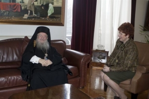 Ανθιμος: Τσίπρας και Βαρουφάκης αγωνίζονται και ο Θεός βοηθός