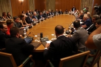 Τσίπρας στο υπουργικό συμβούλιο: Κλείνουμε έναν μακρύ κύκλο επιτροπείας - Χρονιά σταθμός το 2018