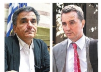 Τρέχουν για να κερδίσουν εκλογικό χρόνο