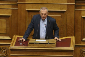 Παφίλης: «Ναι» στην επιτροπή - Αν επαναληφθεί υπόθεση Παπαντωνίου θα αποχωρήσουμε