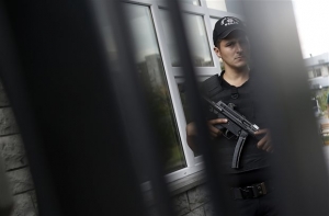 Τουρκία: Eφοδοι αντιτρομοκρατικής μετά την επίθεση στο αεροδρόμιο
