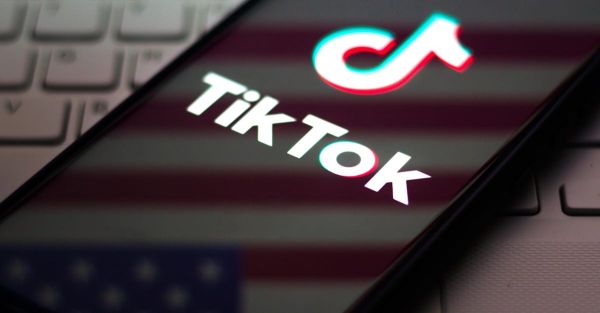 ΗΠΑ: Γερουσιαστής καλεί Apple και Google να αποκλείσουν το Tik Tok από τα app stores