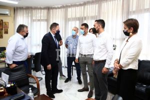 Δήμος Κορδελιού Ευόσμου – Συνάντηση με τον Αν. Υπουργό Εσωτερικών, Στέλιο Πέτσα (εικόνες)