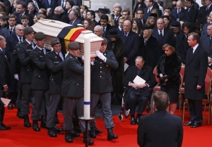 Με κλασική μουσική κηδεύτηκε η βασίλισσα Φαμπιόλα του Βελγίου