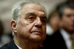 Φλαμπουράρης: «Να φέρουν όλοι τα λεφτά τους στην Ελλάδα»