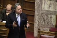 Eπίτροπη προς εξεύρεση πόρων για τα Ταμεία δημιουργεί ο Κατρούγκαλος