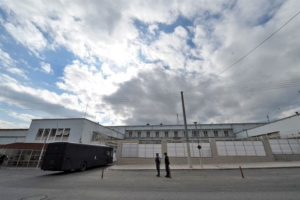 Εξωτερικοί φρουροί στις φυλακές οι «διαθέσιμοι» δημοτικοί αστυνομικοί