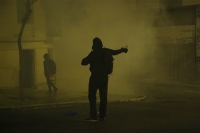 Θεσσαλονίκη: «Βροχή» από μολότοφ τη νύχτα στο κέντρο της πόλης