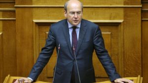 Βουλή: Βγήκαν τα «μαχαίρια» για το περιβαλλοντικό νομοσχέδιο