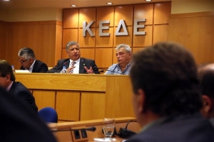 Νομοθετική ρύθμιση των εξαιρέσεων για τα διαθέσιμα ζητά η ΚΕΔΕ