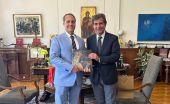 Εθιμοτυπική συνάντηση του ΥΜΑΘ Κωνσταντίνου Π. Γκιουλέκα με τον Γενικό Πρόξενο των ΗΠΑ στη Θεσσαλονίκη Jerry Ismail