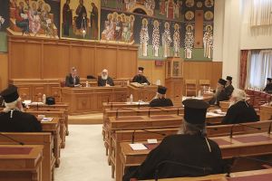 Εκκλησία: Αναβάλλονται οι καθημερινές Λειτουργίες, γάμοι και βαφτίσεις