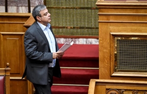 Χ. Βερναρδάκης: «Θα παραμείνουν σε αργία οι επίορκοι δημόσιοι υπάλληλοι»