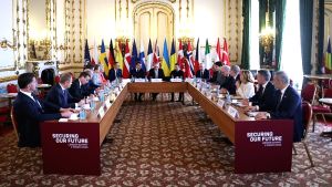 Σύνοδος Λονδίνου για Ουκρανία: Οι αποφάσεις που πάρθηκαν και η απουσία της Ελλάδας