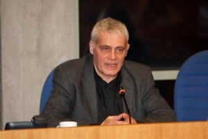 Σε Υμηττό και Πεδίον του Αρεως για εθελοντικό καθαρισμό ο Τσιρώνης