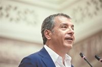 Βολές από το Ποτάμι μετά τον διαγωνισμό για τα κανάλια