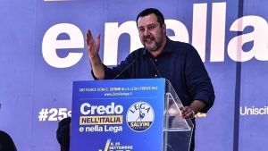 Σαλβίνι: Η διπλωματία είναι το κλειδί για την επίλυση της κρίσης στη Βενεζουέλα