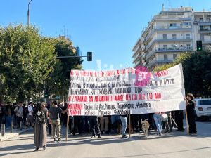 Θεσσαλονίκη: Πορεία για την πτώση φοιτητή από τον 3ο όροφο (pics &amp; vids)