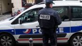 Παρίσι: Άνδρας απείλησε αστυνομικούς με χασαπομάχαιρο