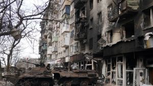 Το Κίεβο καλεί τους κατοίκους της Ανατολικής Ουκρανίας να την εγκαταλείψουν