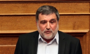 Μ. Κασσής: Ας συμμαζευτεί λίγο ο Φορτσάκης