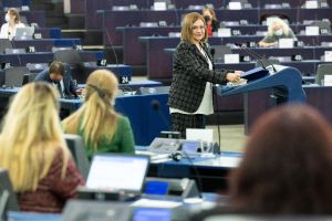 Μαρία Σπυράκη: «Η ΕΕ έκανε ένα κρίσιμο βήμα για την αντιμετώπιση της κλιματικής αλλαγής»