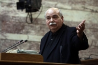 «Προγραμματικές δηλώσεις» Βούτση και αιχμές κατά Παππά