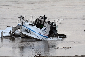 Μικρό εκπαιδευτικό αεροσκάφος κατέπεσε στον Αξιό ποταμό