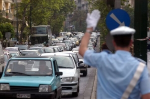 Αυστηρότερος ο νέος ΚΟΚ για αλκοόλ και κινητό