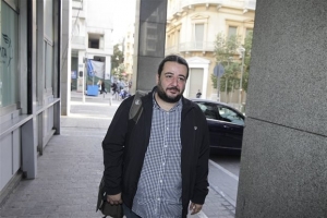 Κορωνάκης: Για να δοκιμάσουμε τα όρια της Ευρώπης, ο λαός να κατέβει στο δρόμο για λύση χωρίς μνημόνιο