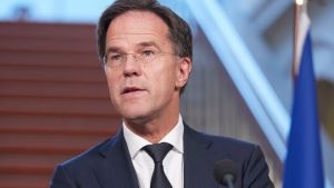 M. Ρούτε-Covid-19: Ζητά συγγνώμη για τη χαλάρωση των περιορισμών στην Ολλανδία