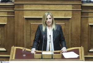 Γεννηματά: «Το καραβάνι των ΣΥΡΙΖΑ/ΑΝΕΛ συνεχίζει τον δρόμο του στην έρημο της κοινωνικής απομόνωσης»