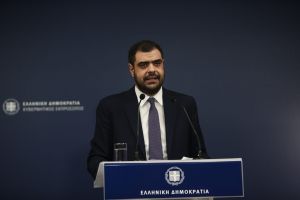 Π. Μαρινάκης σε ερώτηση της POLITIC: “Συνεχείς παρεμβάσεις για την ανακούφιση των νοικοκυριών – Δεν γίνεται να φτάσουμε στο επιθυμητό επίπεδο άμεσα”