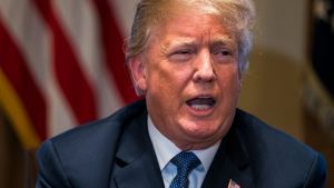 Ντόναλντ Τραμπ: Παραιτήθηκαν δύο δικηγόροι του – Κρατούσε απόρρητα έγγραφα για το πυρηνικό πρόγραμμα των ΗΠΑ