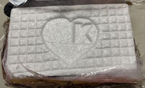 Θεσσαλονίκη: Η καρδιά πίσω από το ταμπλό του αμαξιού έκρυβε κοκαΐνη (ΦΩΤΟ)