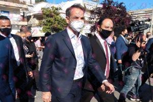 Στιγμές από την επίσκεψη Μητσοτάκη στην Καλαμαριά (pics&amp;vid)