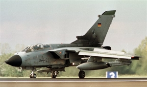 Γερμανία: Στέλνει Tornado στη μάχη κατά του ISIS στη Συρία